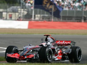 fernandoalonso_mclaren-mercedes_silverstone_2007_2