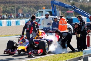 daniel ricciardo red bull renault engine problems 2014